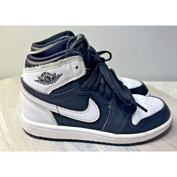 Size 12.5C Kids- Air Jordan 1 Retro OG High Black White FD1412-010 - Picture 5 of 8